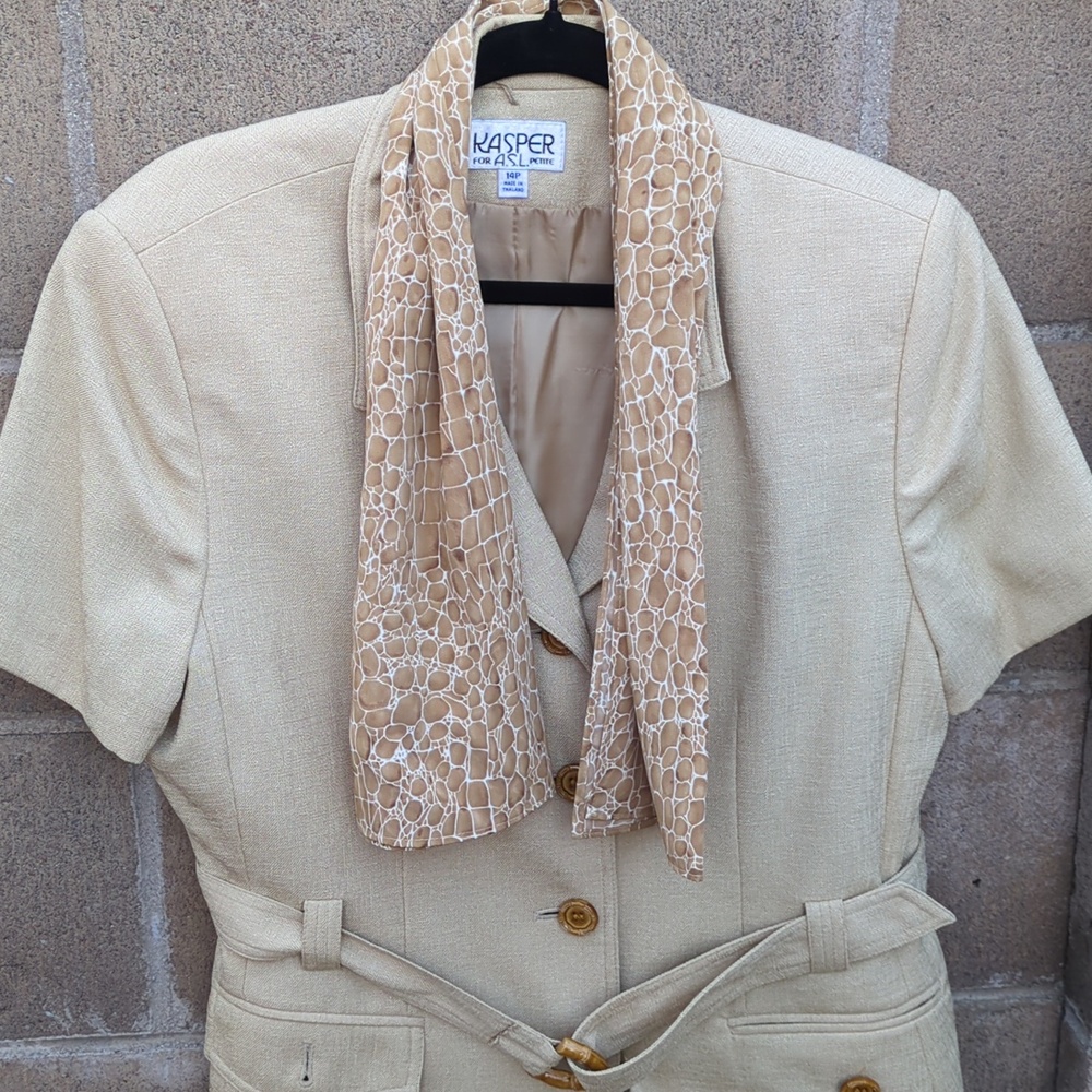 Kasper Cream Short-Sleeve Belted Blazer And Skirt Set, 14P - Picture 6 of 15